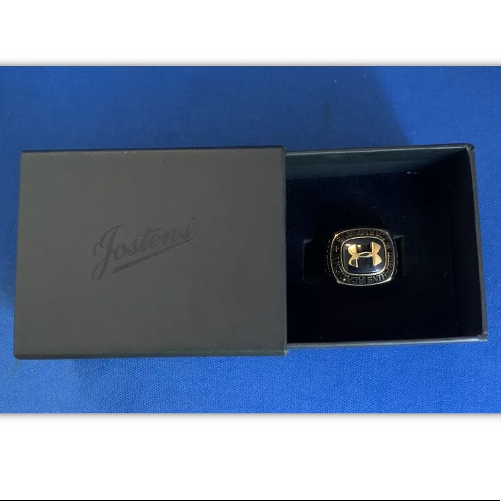 Ring 2014  JOSTENS DOLPHINS ACADEMY CHAMPIONS Gold tone.